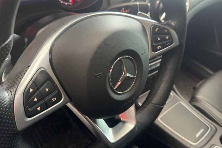 Used Mercedes-Benz GLA 2019 GLA 200 Dynamic Edition Interior 4