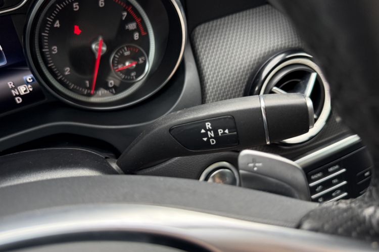 Used Mercedes-Benz GLA 2019 GLA 200 Fashion Model Interior 9
