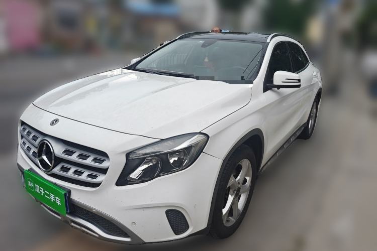 Used Mercedes-Benz GLA 2019 GLA 200 Dynamic Edition Guazi used car, China used car export, Used car for sale, Used cars, Cheapest cars for sale