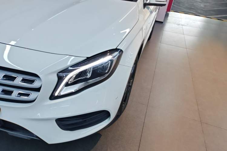 Used Mercedes-Benz GLA 2019 GLA 200 Fashion Model Left Front Headlight