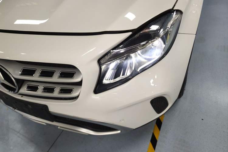 Used Mercedes-Benz GLA 2019 GLA 200 Dynamic Edition Left Front Headlight