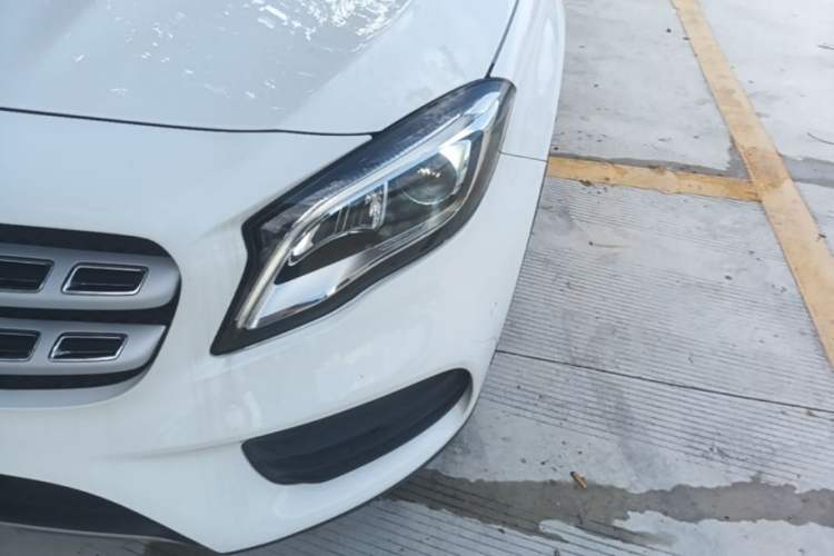Used Mercedes-Benz GLA 2019 GLA 200 Fashion Model Left Front Headlight