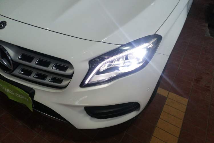 Used Mercedes-Benz GLA 2019 GLA 200 Fashion Model Left Front Headlight