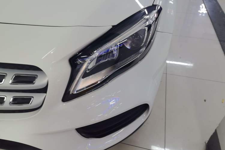 Used Mercedes-Benz GLA 2019 GLA 200 Fashion Model Left Front Headlight