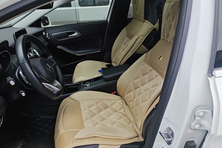 Used Mercedes-Benz GLA 2019 GLA 200 Fashion Model Left Front Seat