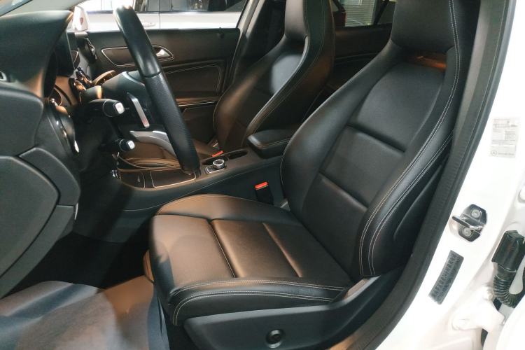Used Mercedes-Benz GLA 2019 GLA 200 Dynamic Edition Left Front Seat