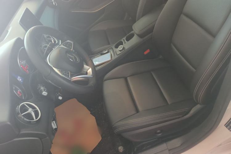 Used Mercedes-Benz GLA 2019 GLA 200 Dynamic Edition Left Front Seat
