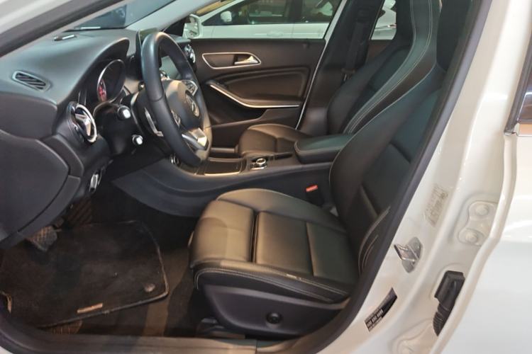 Used Mercedes-Benz GLA 2019 GLA 200 Dynamic Edition Left Front Seat