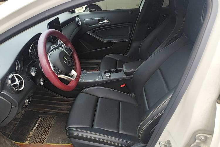 Used Mercedes-Benz GLA 2019 GLA 200 Dynamic Edition Left Front Seat