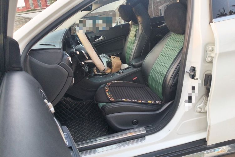 Used Mercedes-Benz GLA 2019 GLA 200 Fashion Model Left Front Seat