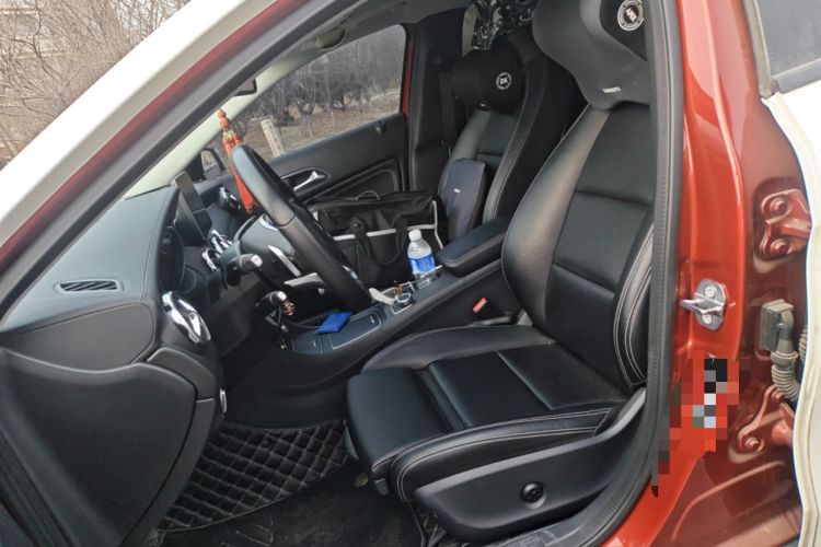 Used Mercedes-Benz GLA 2019 GLA 220 4MATIC Sport Edition Left Front Seat