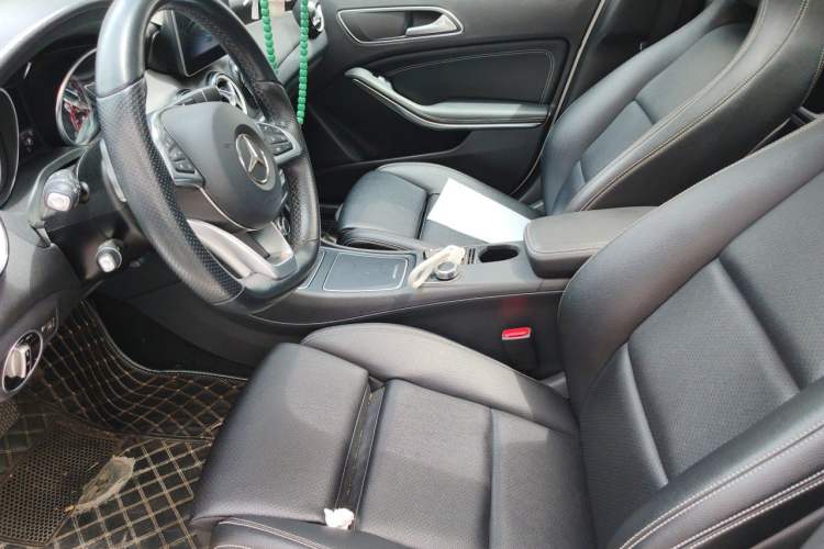 Used Mercedes-Benz GLA 2019 GLA 200 Dynamic Edition Left Front Seat
