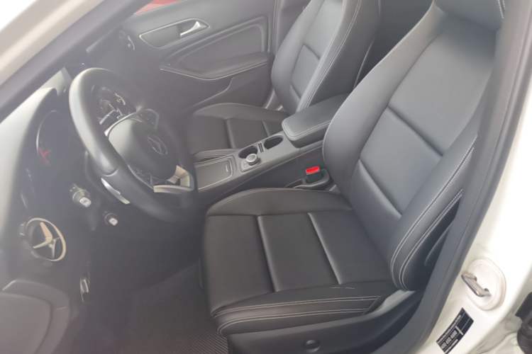 Used Mercedes-Benz GLA 2019 GLA 200 Dynamic Edition Left Front Seat