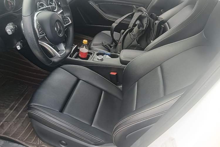 Used Mercedes-Benz GLA 2019 GLA 200 Fashion Model Left Front Seat
