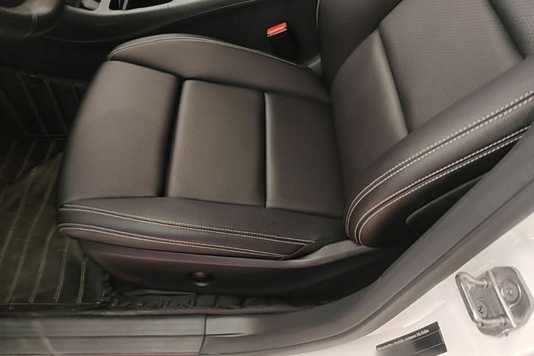 Used Mercedes-Benz GLA 2019 GLA 200 Fashion Model Left Front Seat