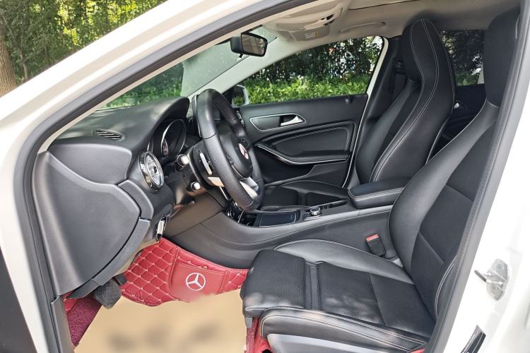 Used Mercedes-Benz GLA 2019 GLA 200 Dynamic Edition Left Front Seat