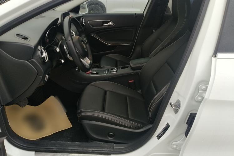 Used Mercedes-Benz GLA 2019 GLA 200 Dynamic Edition Left Front Seat