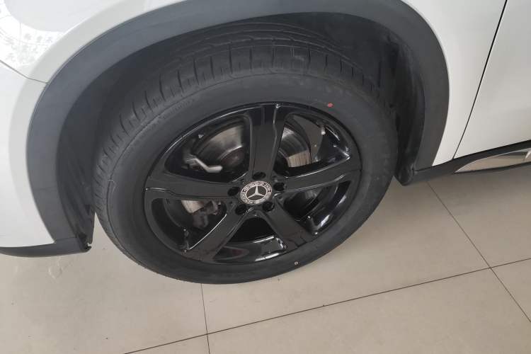 Used Mercedes-Benz GLA 2019 GLA 200 Fashion Model Left Front Wheel Hub