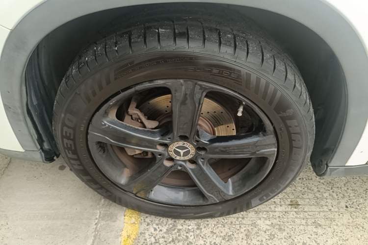 Used Mercedes-Benz GLA 2019 GLA 200 Fashion Model Left Front Wheel Hub