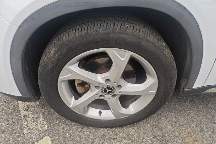 Used Mercedes-Benz GLA 2019 GLA 200 Dynamic Edition Left Front Wheel Hub