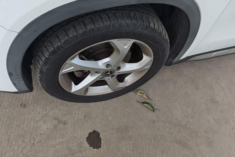 Used Mercedes-Benz GLA 2019 GLA 200 Dynamic Edition Left Front Wheel Hub