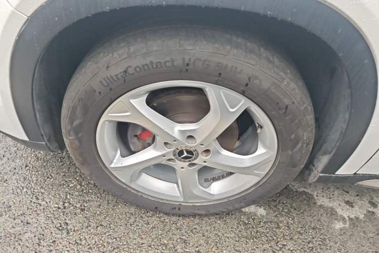Used Mercedes-Benz GLA 2019 GLA 200 Dynamic Edition Left Front Wheel Hub