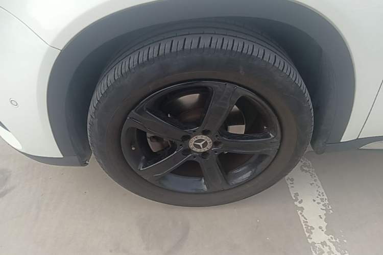 Used Mercedes-Benz GLA 2019 GLA 200 Fashion Model Left Front Wheel Hub