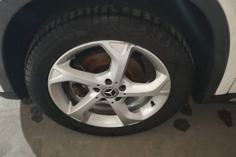 Used Mercedes-Benz GLA 2019 GLA 200 Dynamic Edition Left Front Wheel Hub