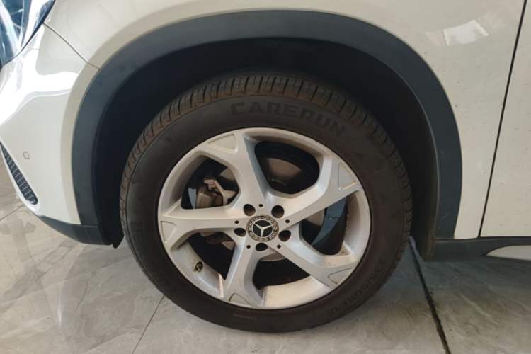 Used Mercedes-Benz GLA 2019 GLA 200 Dynamic Edition Left Front Wheel Hub