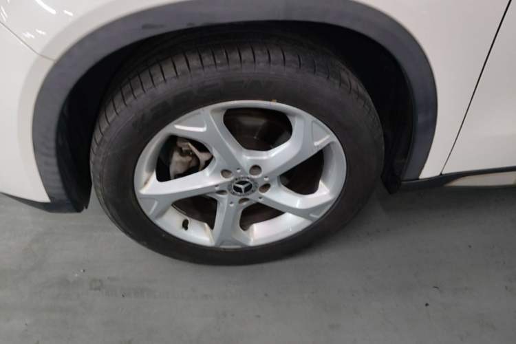 Used Mercedes-Benz GLA 2019 GLA 200 Dynamic Edition Left Front Wheel Hub