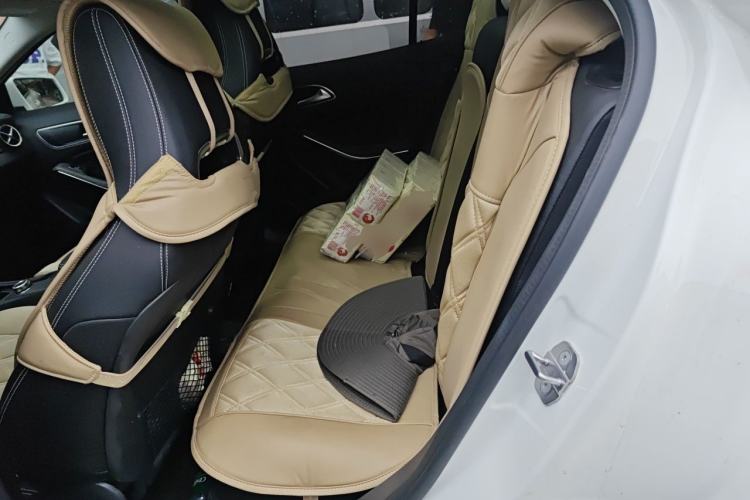 Used Mercedes-Benz GLA 2019 GLA 200 Fashion Model Left Rear Seat