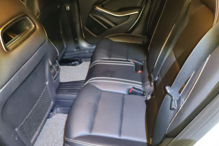 Used Mercedes-Benz GLA 2019 GLA 200 Dynamic Edition Left Rear Seat