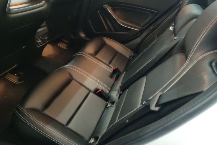 Used Mercedes-Benz GLA 2019 GLA 200 Dynamic Edition Left Rear Seat