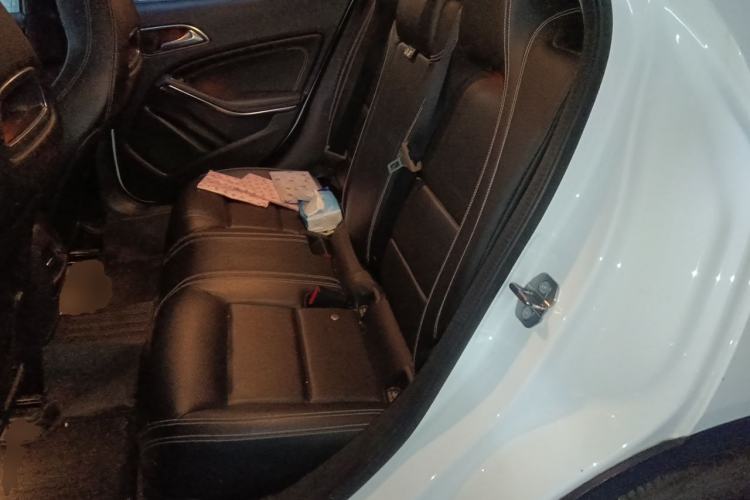 Used Mercedes-Benz GLA 2019 GLA 200 Fashion Model Left Rear Seat