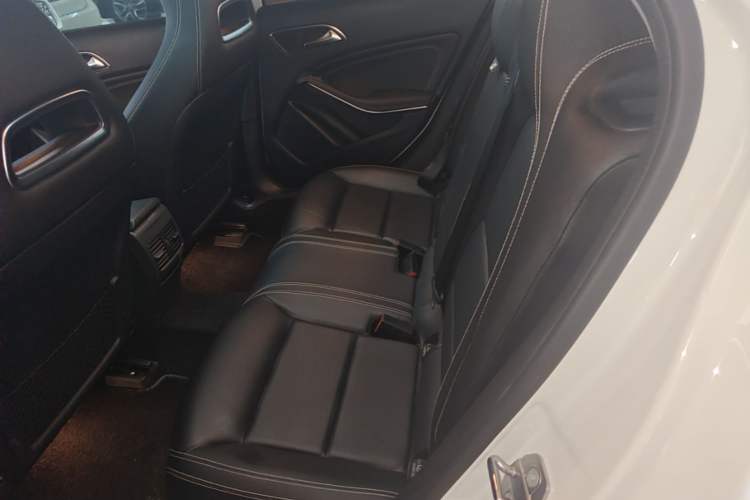 Used Mercedes-Benz GLA 2019 GLA 200 Dynamic Edition Left Rear Seat