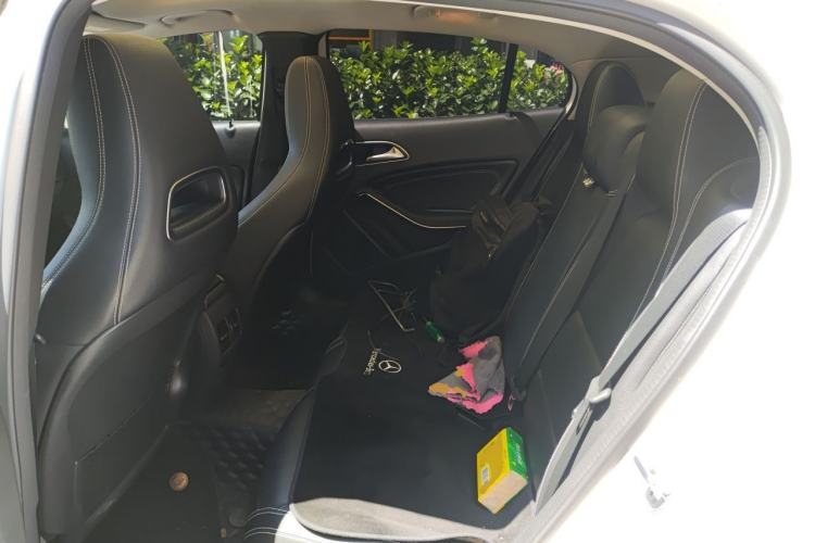 Used Mercedes-Benz GLA 2019 GLA 200 Fashion Model Left Rear Seat