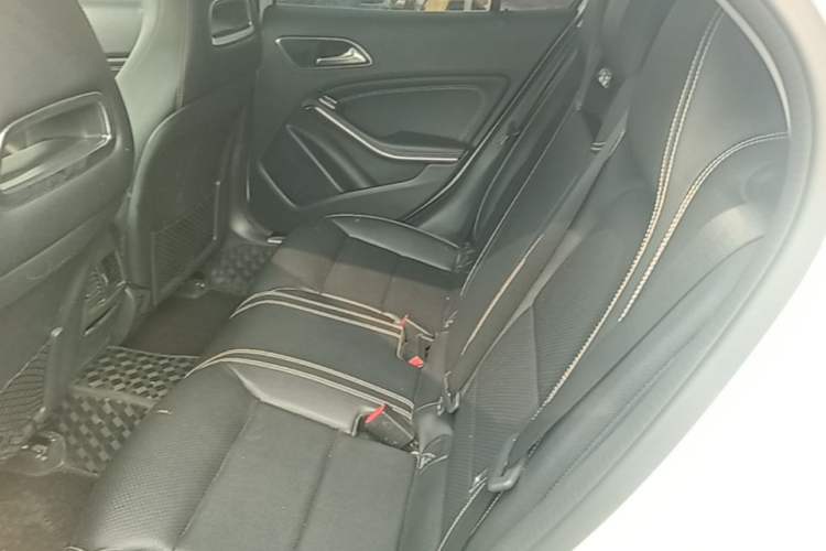 Used Mercedes-Benz GLA 2019 GLA 200 Dynamic Edition Left Rear Seat