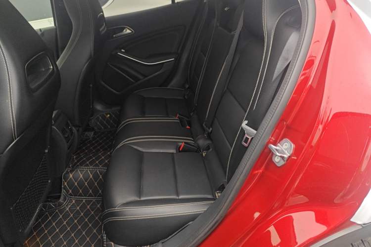 Used Mercedes-Benz GLA 2019 GLA 200 Dynamic Edition Left Rear Seat