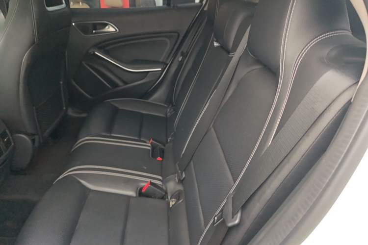 Used Mercedes-Benz GLA 2019 GLA 200 Dynamic Edition Left Rear Seat