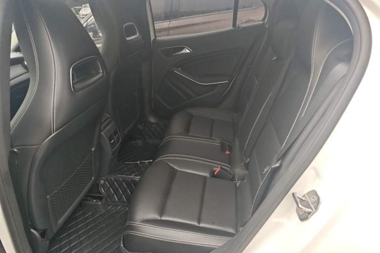 Used Mercedes-Benz GLA 2019 GLA 200 Dynamic Edition Left Rear Seat