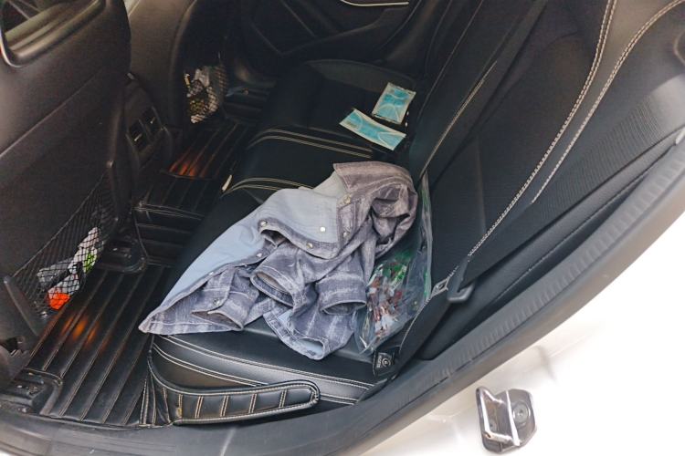 Used Mercedes-Benz GLA 2019 GLA 200 Fashion Model Left Rear Seat