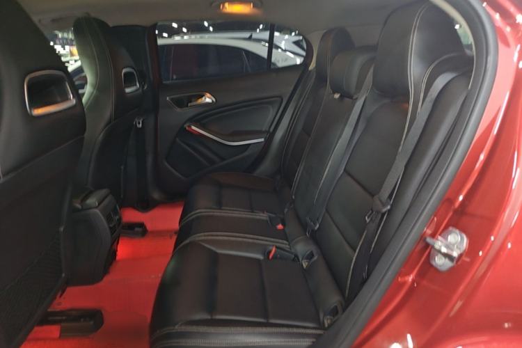 Used Mercedes-Benz GLA 2019 GLA 200 Dynamic Edition Left Rear Seat