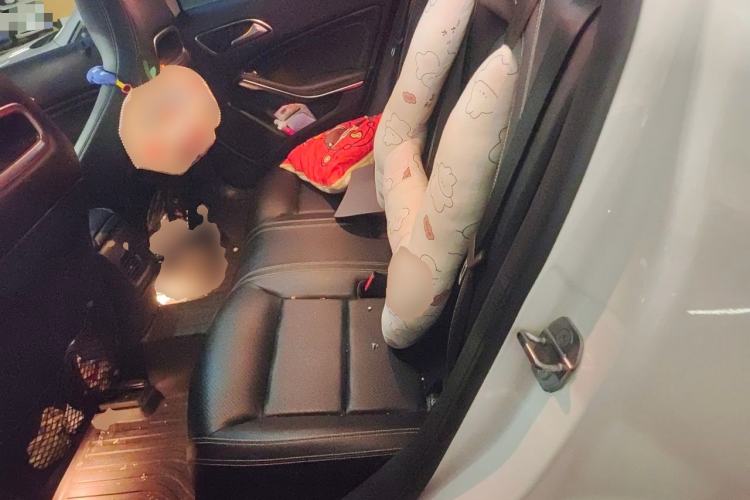Used Mercedes-Benz GLA 2019 GLA 200 Fashion Model Left Rear Seat