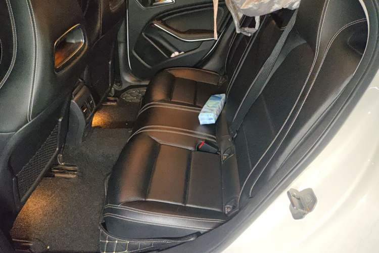 Used Mercedes-Benz GLA 2019 GLA 200 Dynamic Edition Left Rear Seat