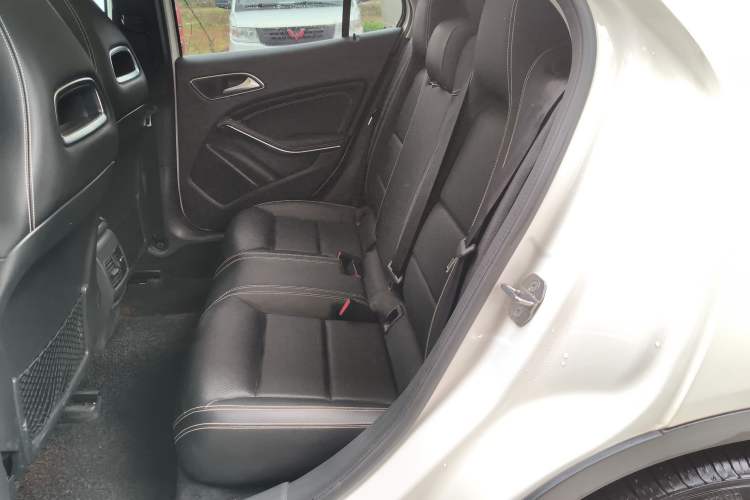 Used Mercedes-Benz GLA 2019 GLA 200 Dynamic Edition Left Rear Seat