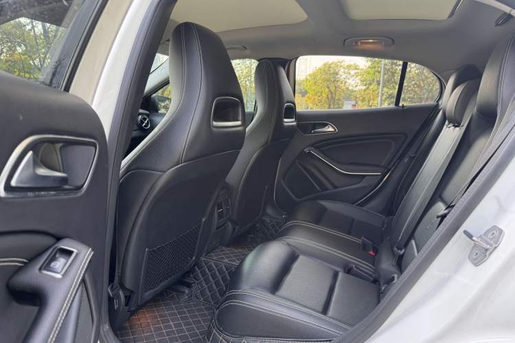 Used Mercedes-Benz GLA 2019 GLA 220 4MATIC Sport Edition Left Rear Seat