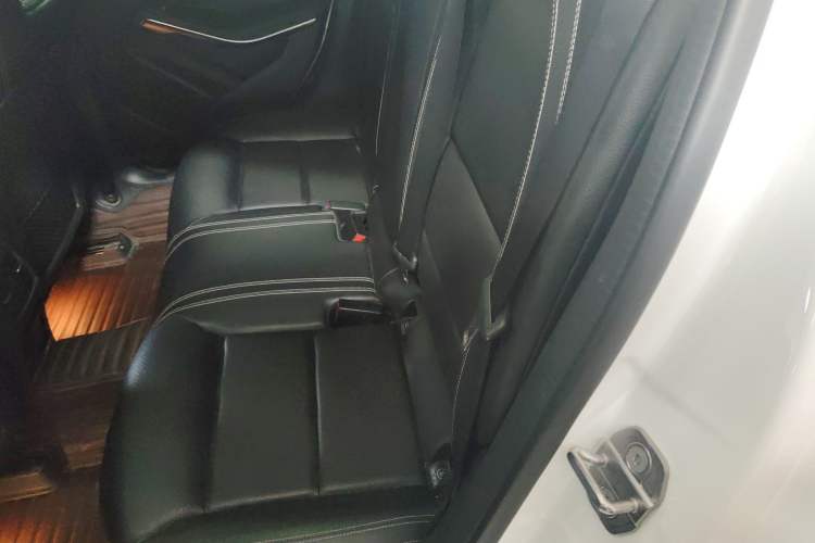 Used Mercedes-Benz GLA 2019 GLA 200 Dynamic Edition Left Rear Seat