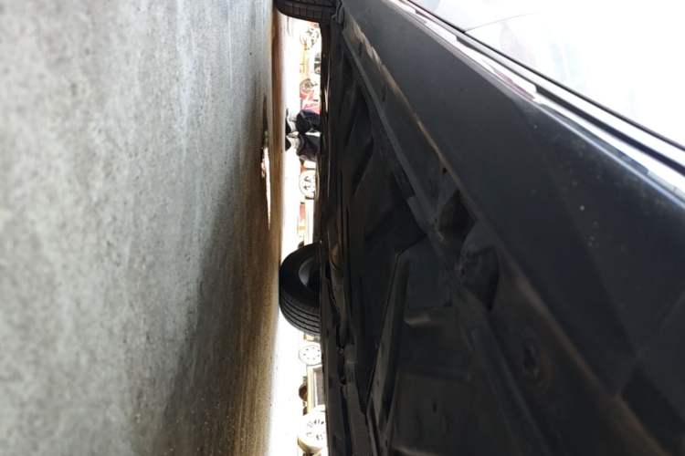 Used Mercedes-Benz GLA 2019 GLA 200 Fashion Model Left Side Sill