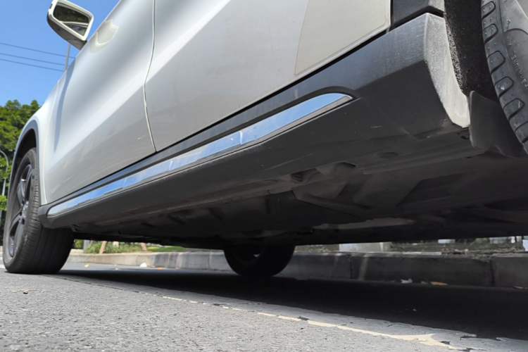 Used Mercedes-Benz GLA 2019 GLA 200 Fashion Model Left Side Sill