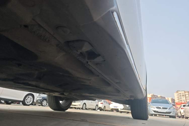 Used Mercedes-Benz GLA 2019 GLA 200 Fashion Model Left Side Sill